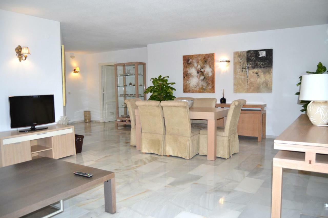 Puerto Banus Penthouse Marina Views - Rdr118 *